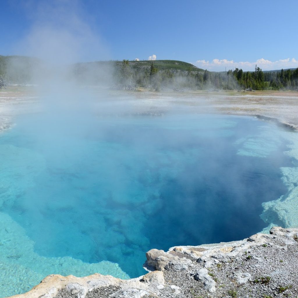 sapphire pool, thermal feature, yellowstone